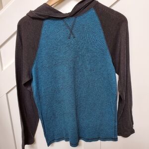 Lightweight knit baseball sleeve hoodie